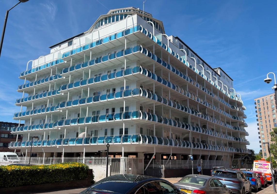 Flat 304 Platinum House, Lyon Road, Harrow, Middlesex, HA1 2EX
