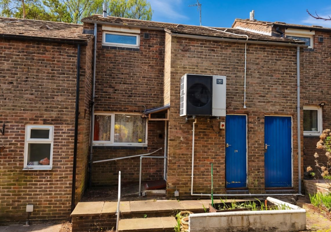 11 Lingwood, Bracknell, Berkshire, RG12 7PW