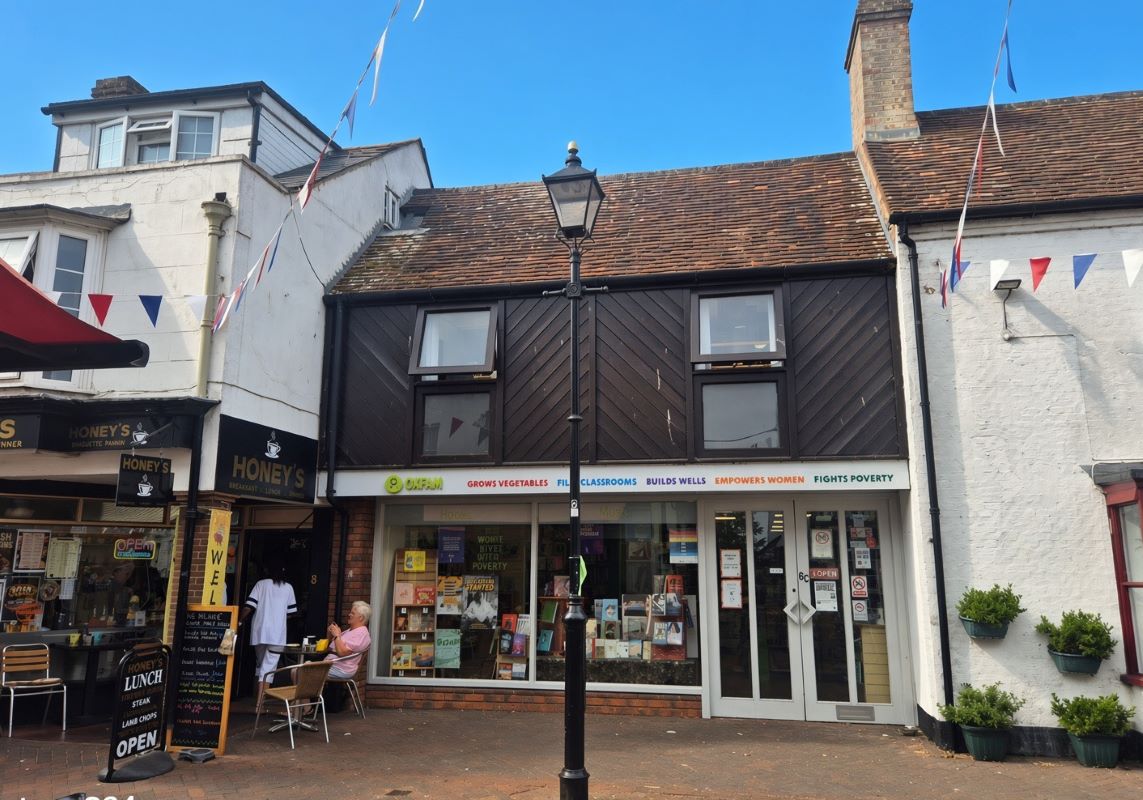 6 High Street, Hythe, Southampton, Hampshire, SO45 6AG