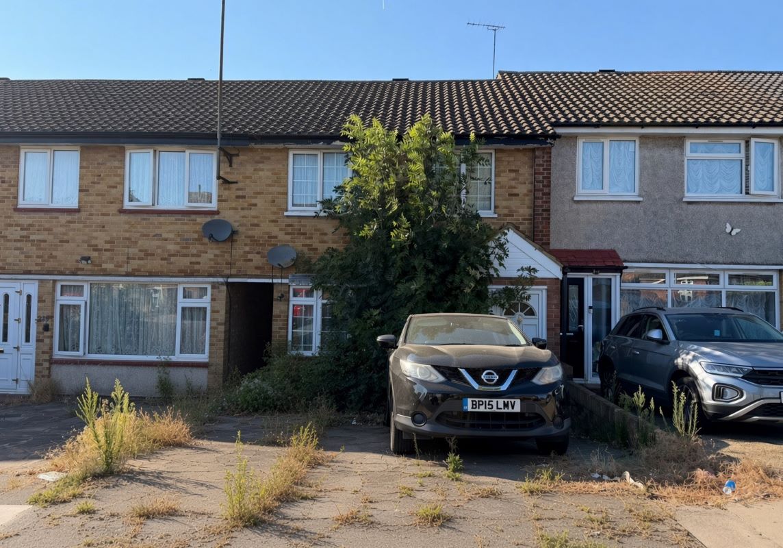 231 Hillrise Road, Romford, Essex, RM5 3BW
