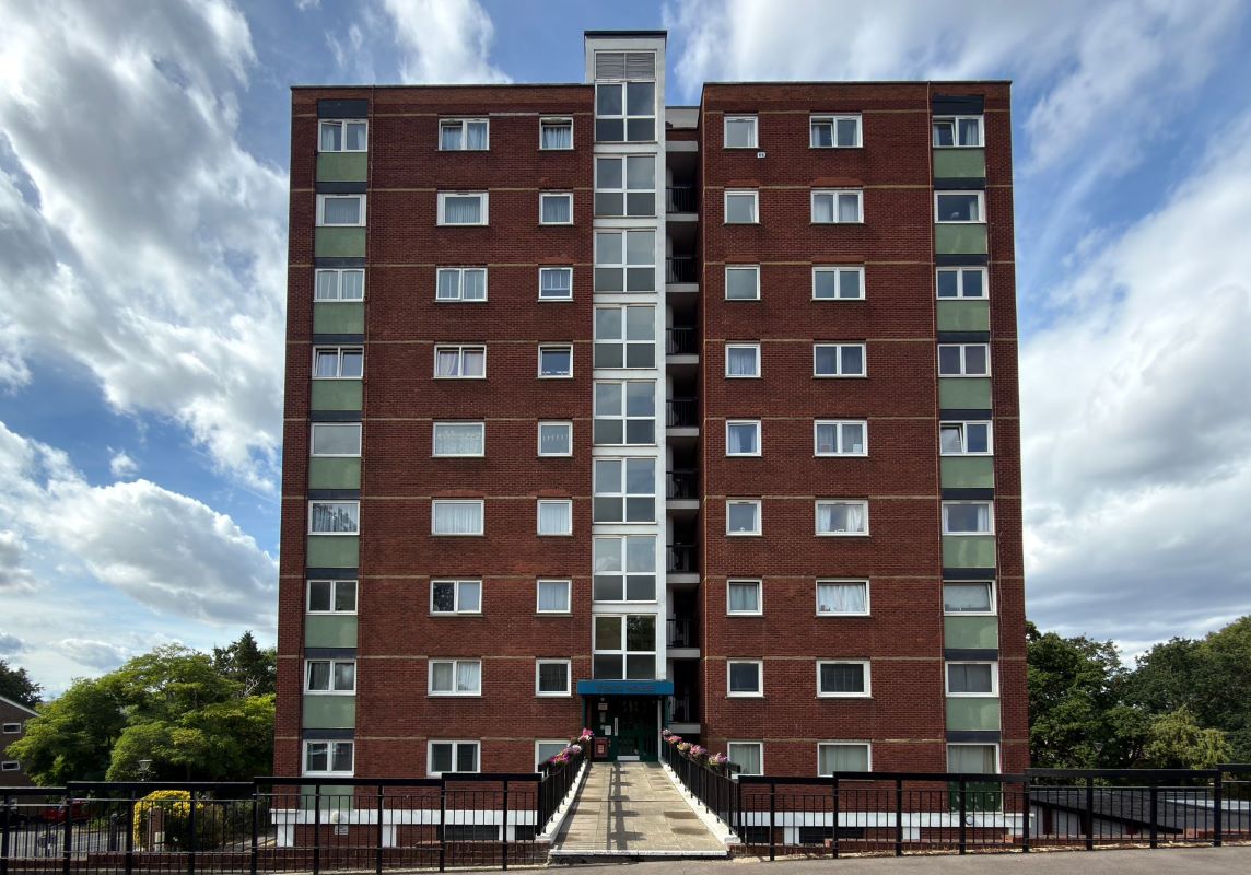 Flat 8 Keats House, Porchester Mead, Beckenham, Kent, BR3 1TD