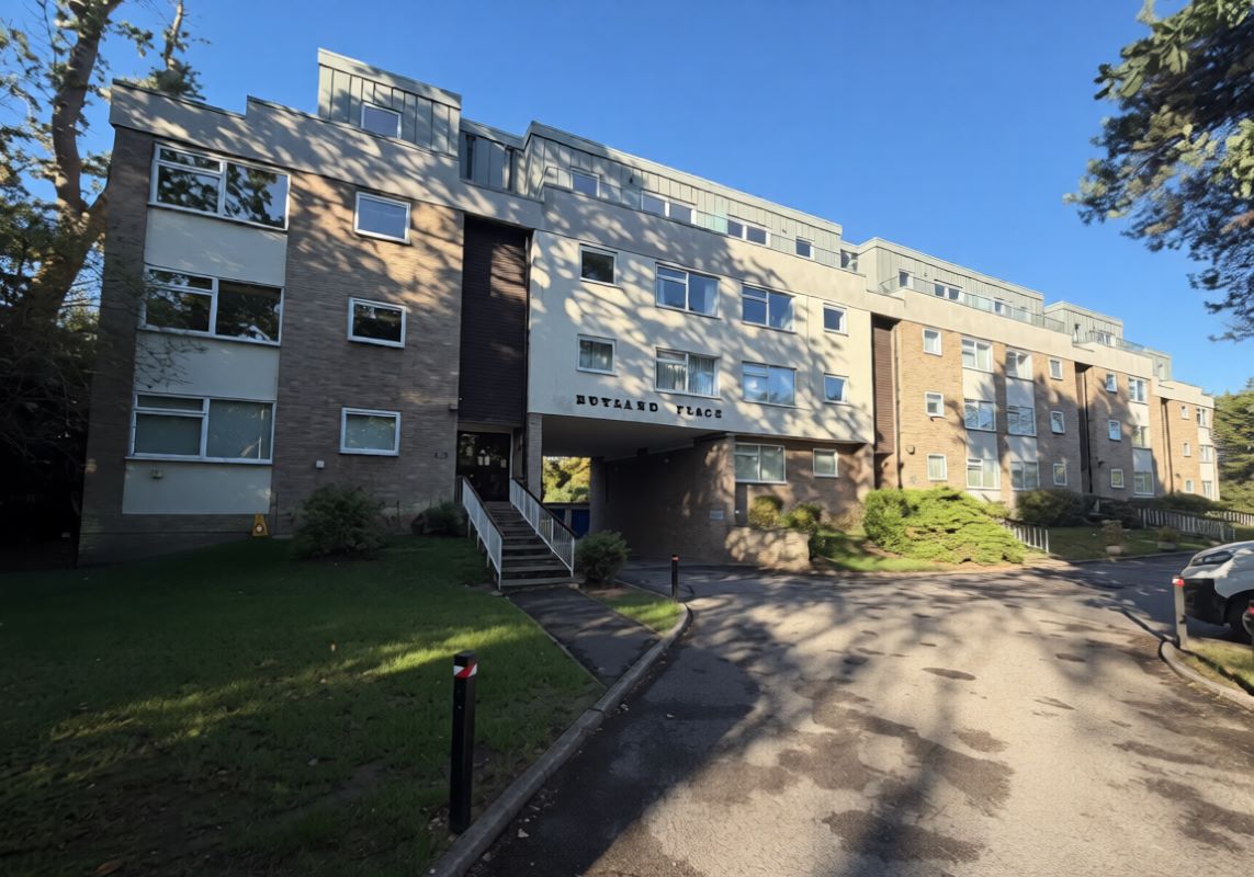 Freehold of Rutland Place, The Rutts, Bushey, Hertfordshire, WD23 1ND