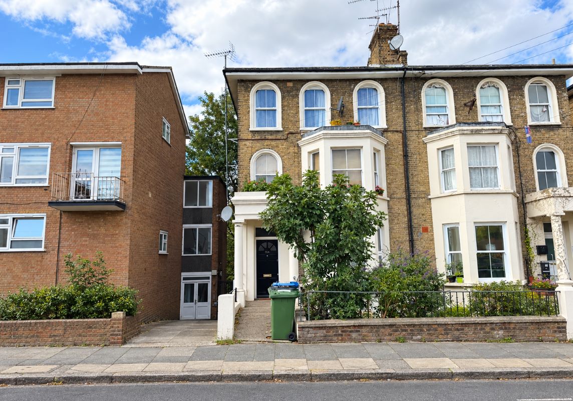 36 Wellington Gardens, Greenwich, London, SE7 7PH