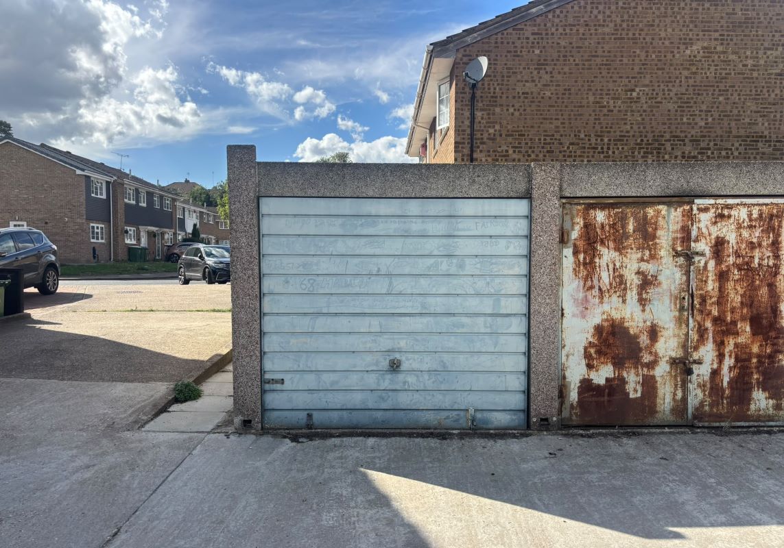 Garage at Myrtle Close, Erith, Kent, DA8 3PT