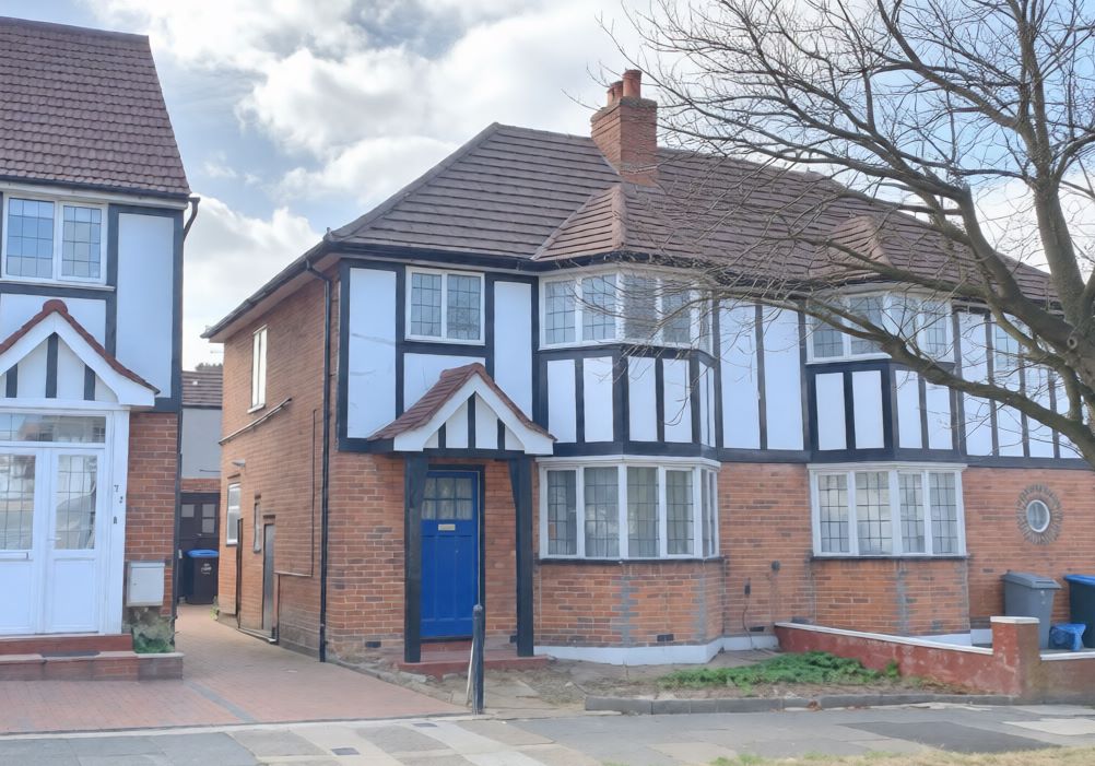 71 Vivian Avenue, Wembley, Middlesex, HA9 6RH