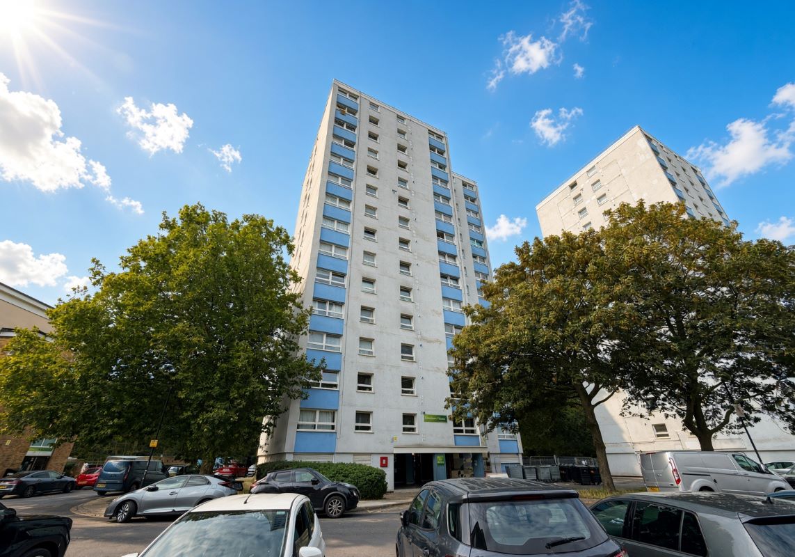 43 Jamieson House, 4 Edgar Road, Whitton, Hounslow, Richmond upon Thames, TW4 5QH