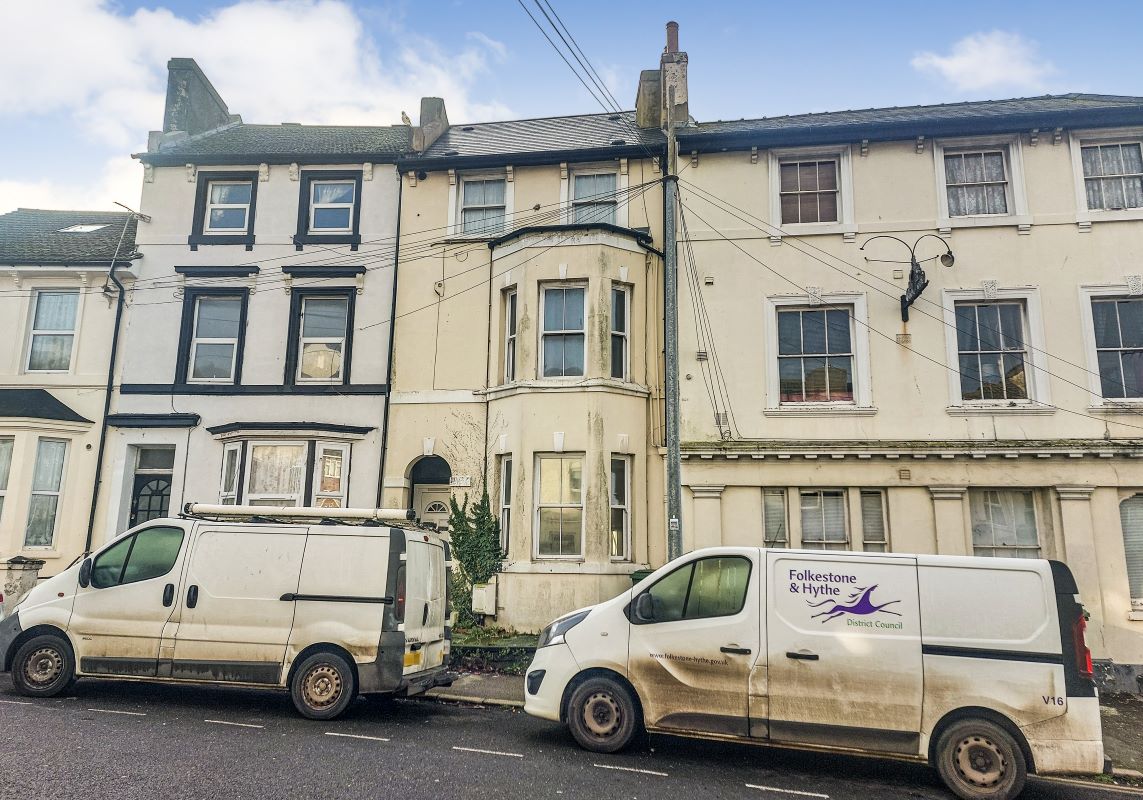 Flat 1, 48 Dover Road, Folkestone, Kent, CT20 1LD
