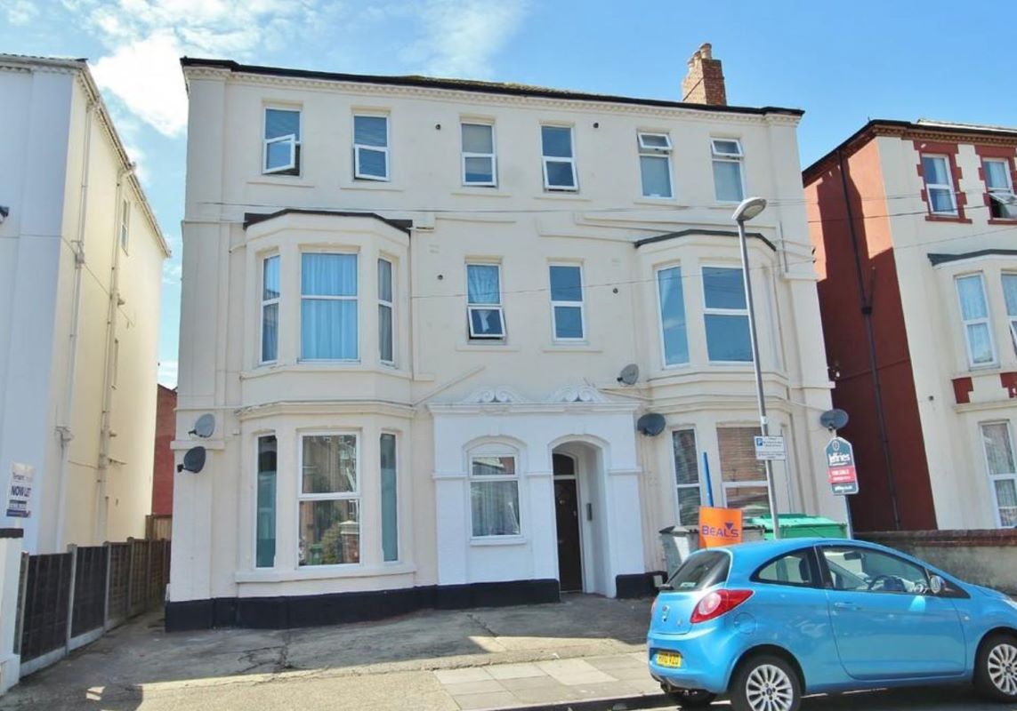 Flat 8, 23-25 St Andrews Road, Southsea, City of Portsmouth, PO5 1EP
