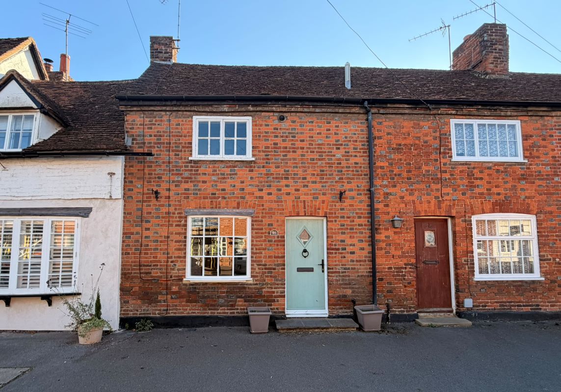 96 High Street, Codicote, Hitchin, Hertfordshire, SG4 8XE