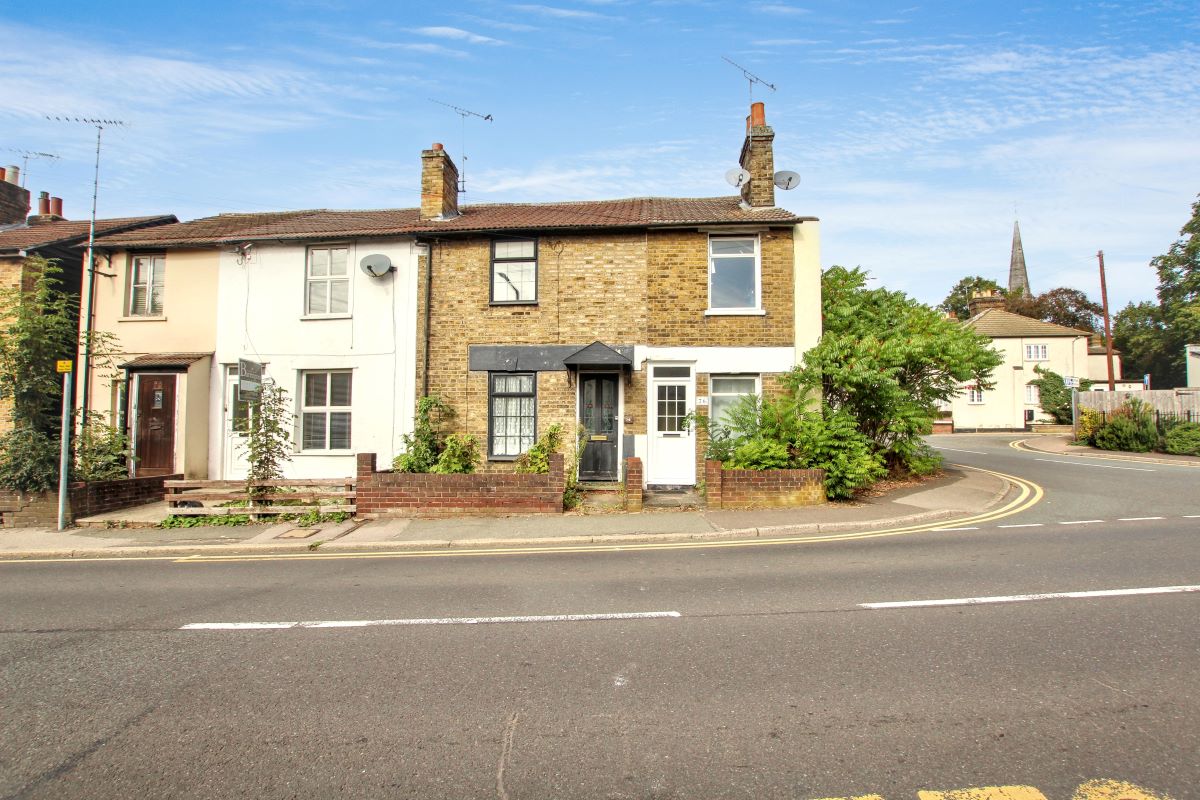 74 Queens Road, Brentwood, Essex, CM14 4HD