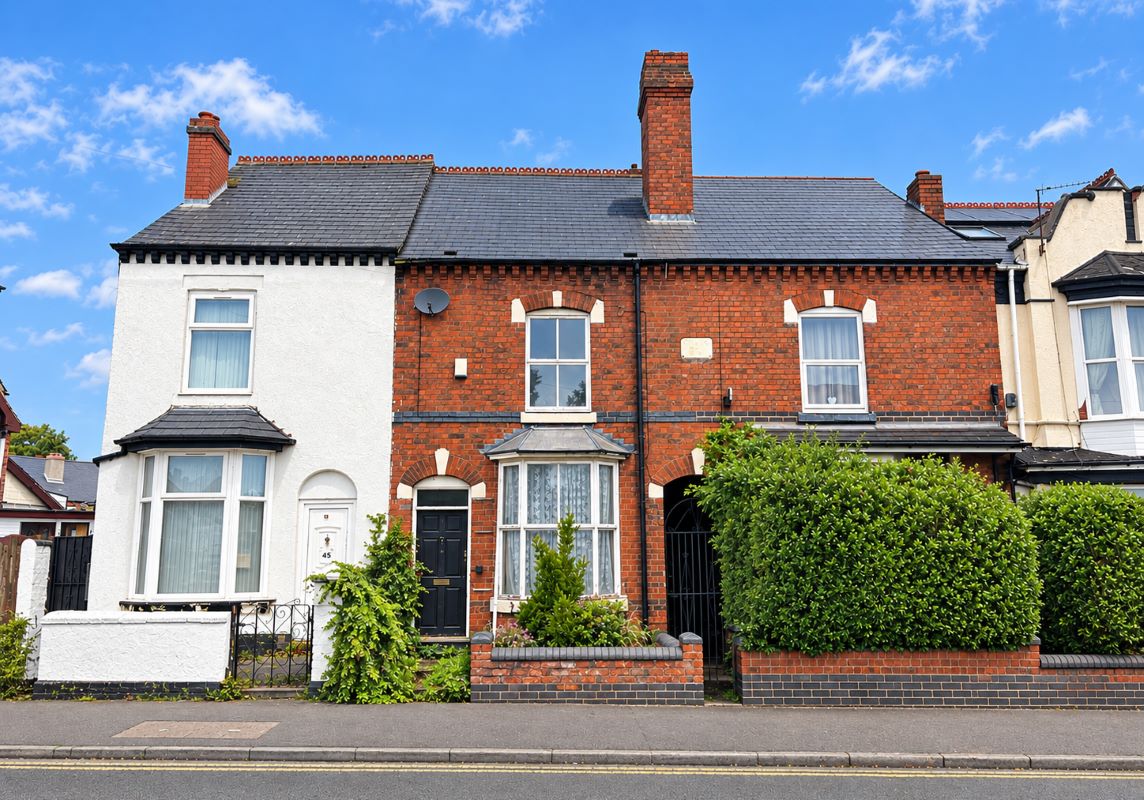 47 Walsall Road, Wednesbury, West Midlands, WS10 9JS