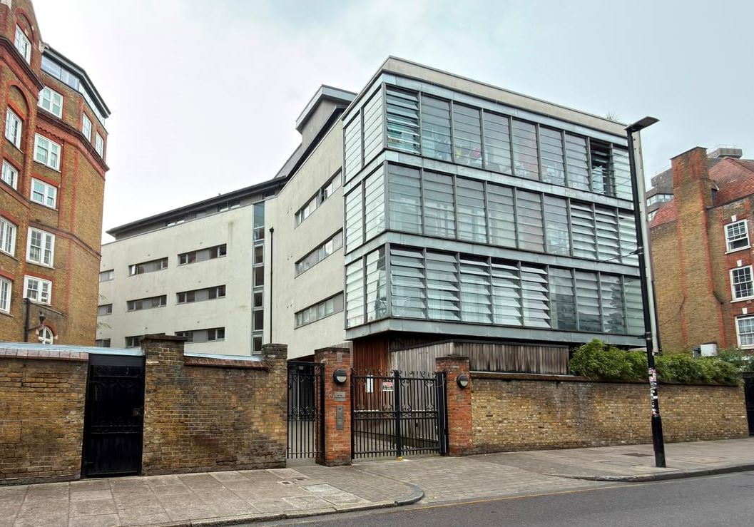 Apartment 9 Block D, 32 Hornsey Road, Islington, London, N7 7AT