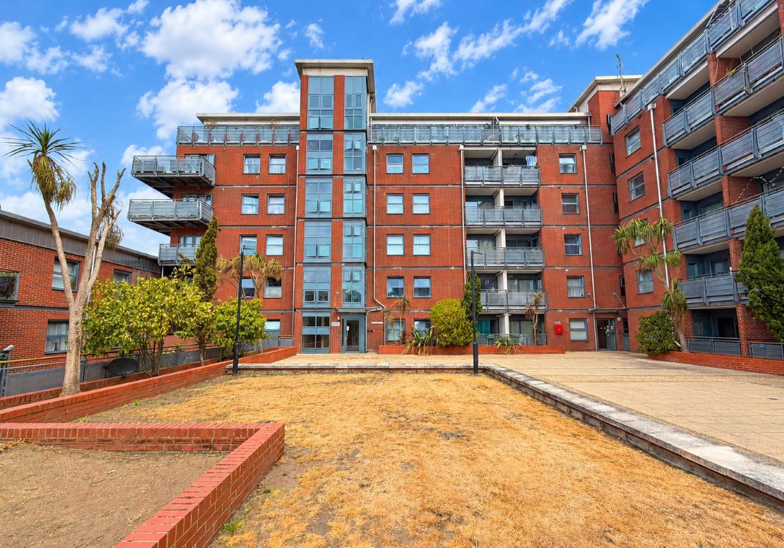 Flat 27 Butterfield House, Berber Parade, Charlton, London, SE18 4GA