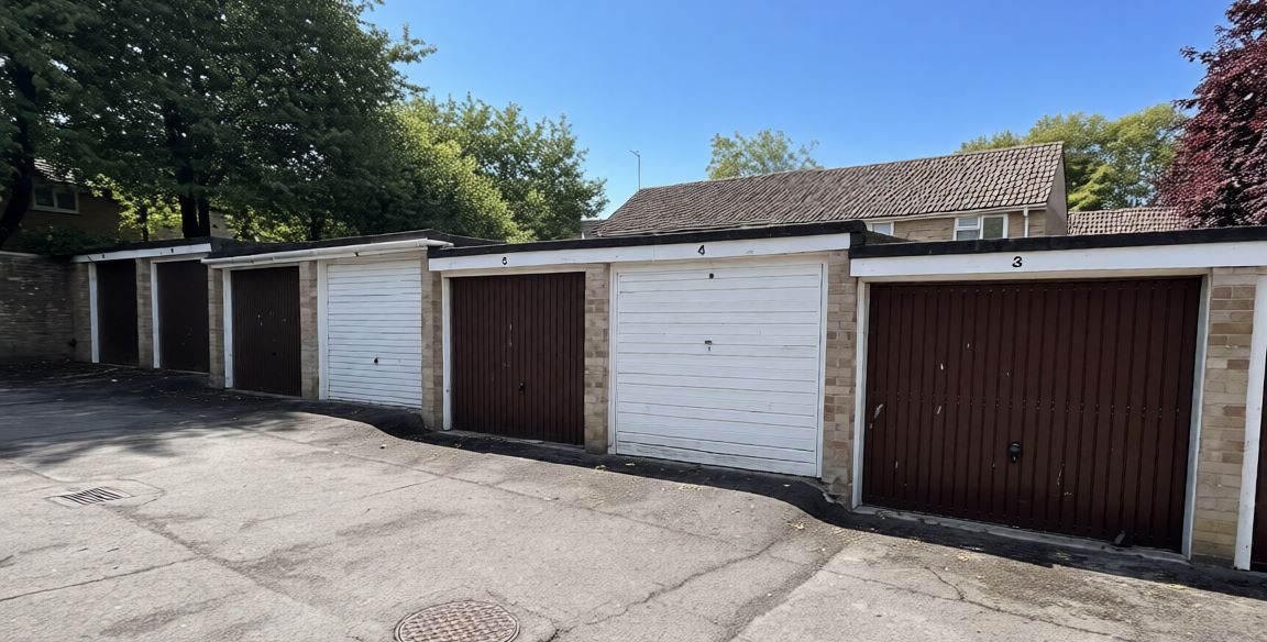 Garages 3,5 & 6 Benbow Court, Andover, Hampshire, SP10 1PW