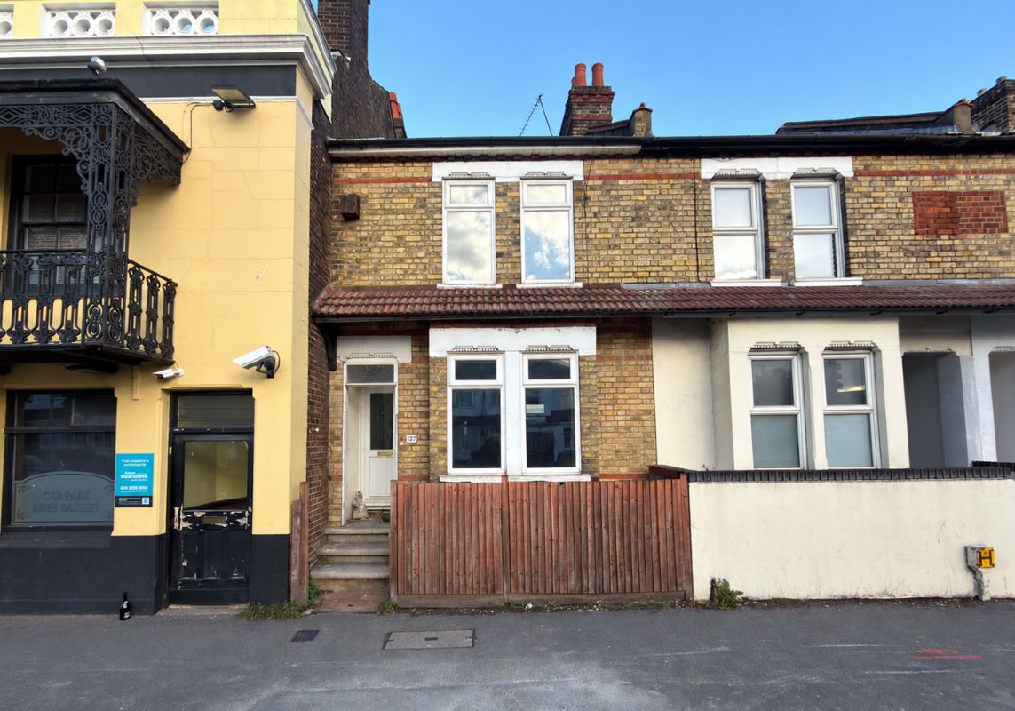 327 Purley Way, Croydon, Surrey, CR0 4NU