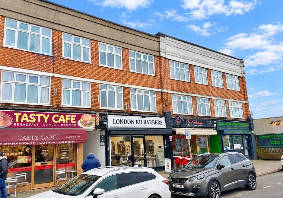 692A London Road, Cheam, Sutton, SM3 9BY