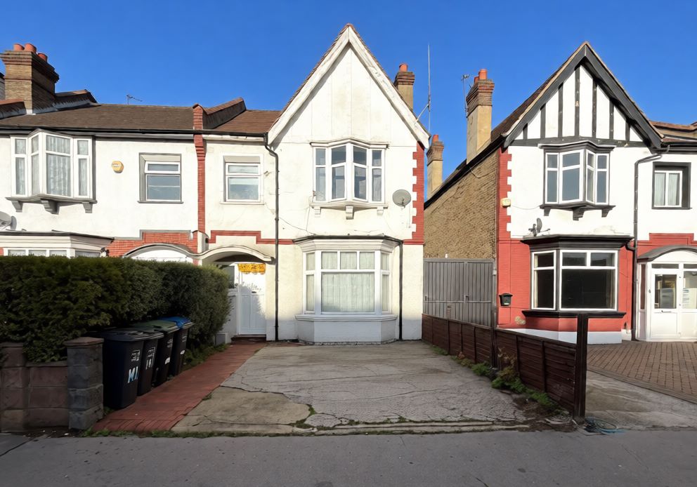 141 Norbury Crescent, Norbury, London, SW16 4JX