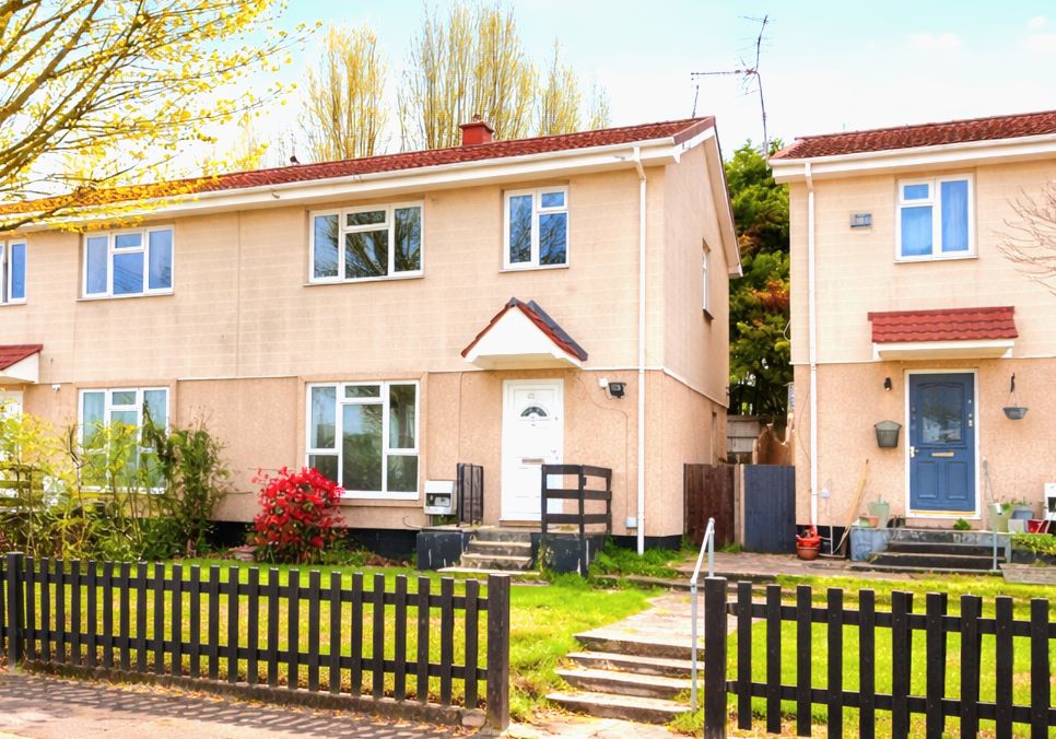 107 Halcot Avenue, Bexleyheath, Kent, DA6 7QA
