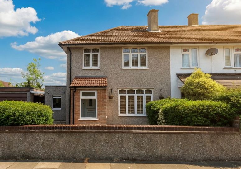 24 Sandling Rise, Eltham, London, SE9 3AT
