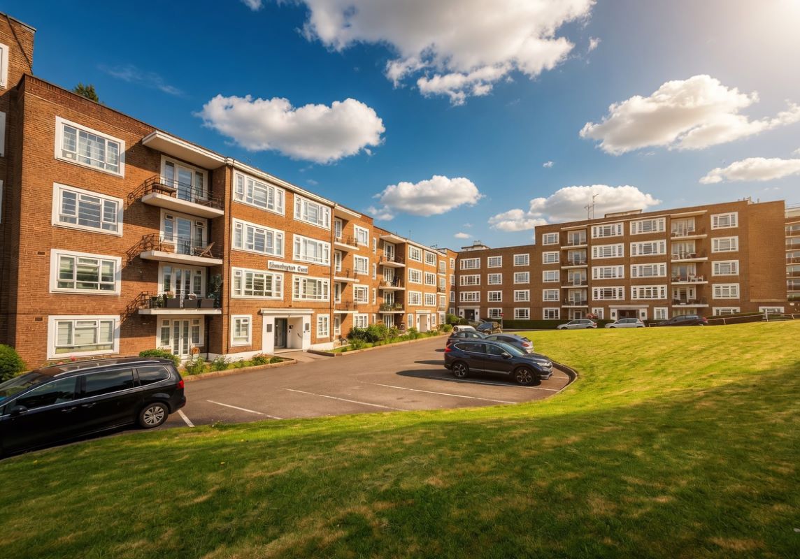 Flat 8 Chessington Court, Charter Way, Finchley, London, N3 3DT