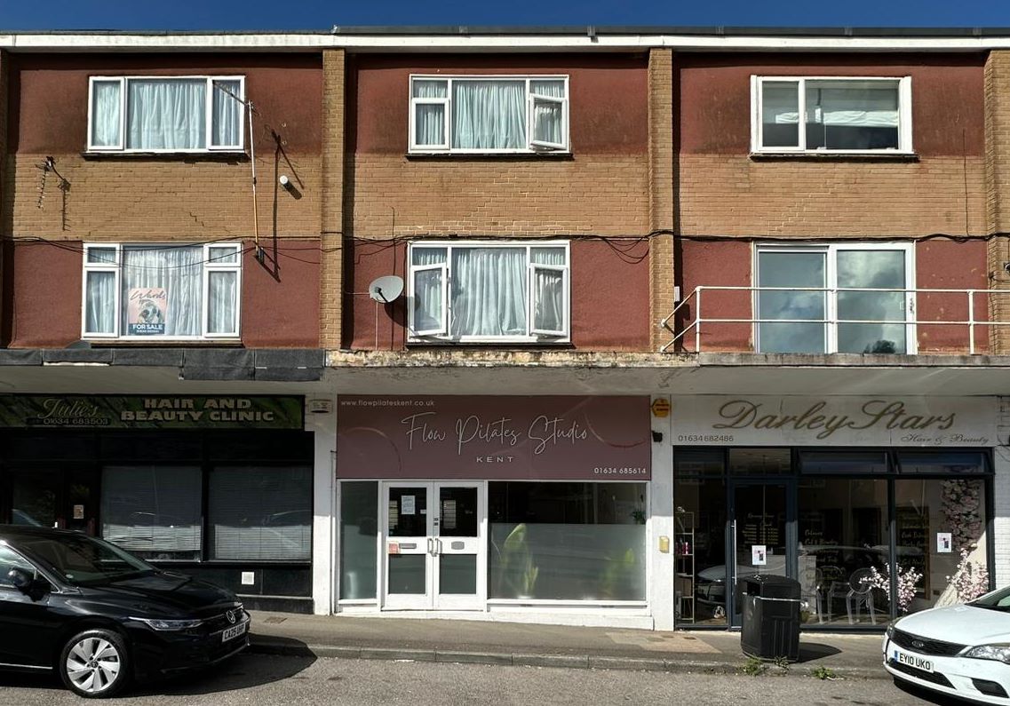 62 Holland Road, Chatham, Kent, ME5 9TW