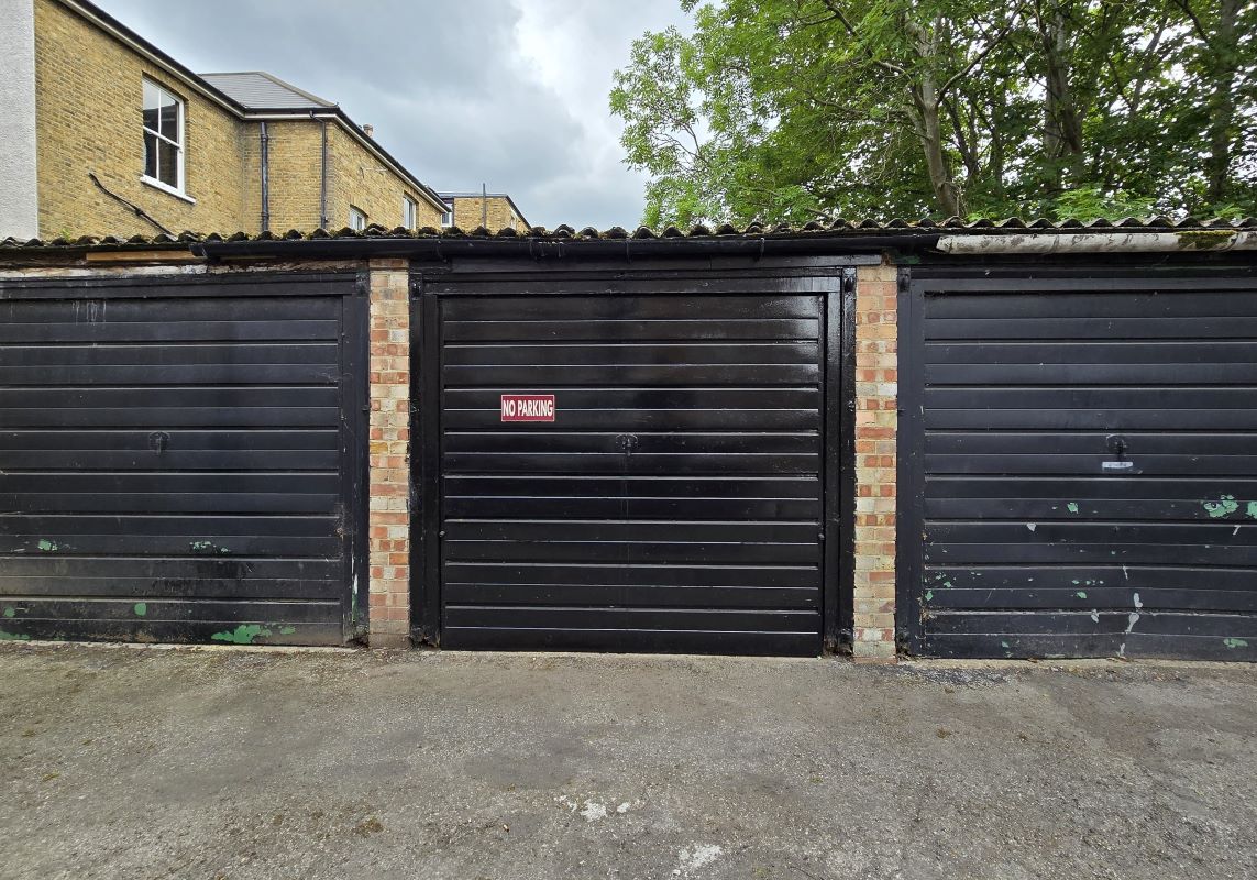 Garage 2, 301 Brownhill Road, Lewisham, London, SE6 1AH