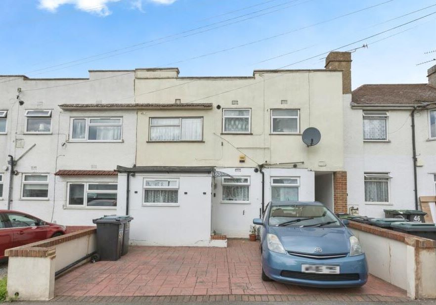 52 St. Marks Avenue, Northfleet, Gravesend, Kent, DA11 9LW