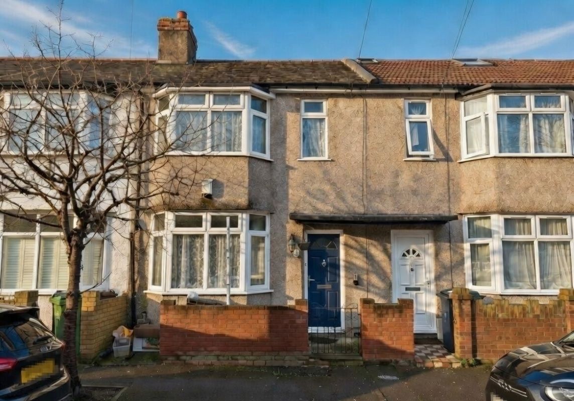 11 Parkstone Road, Walthmastow, London, E17 3JA