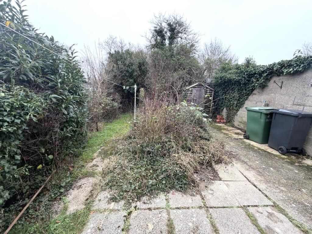 32 Edinburgh Gardens, Braintree, Essex, CM7 9LH