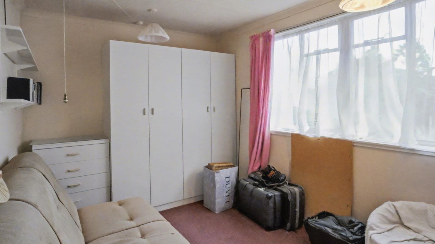 2 Dyson Close, Windsor, Berkshire, SL4 3LZ