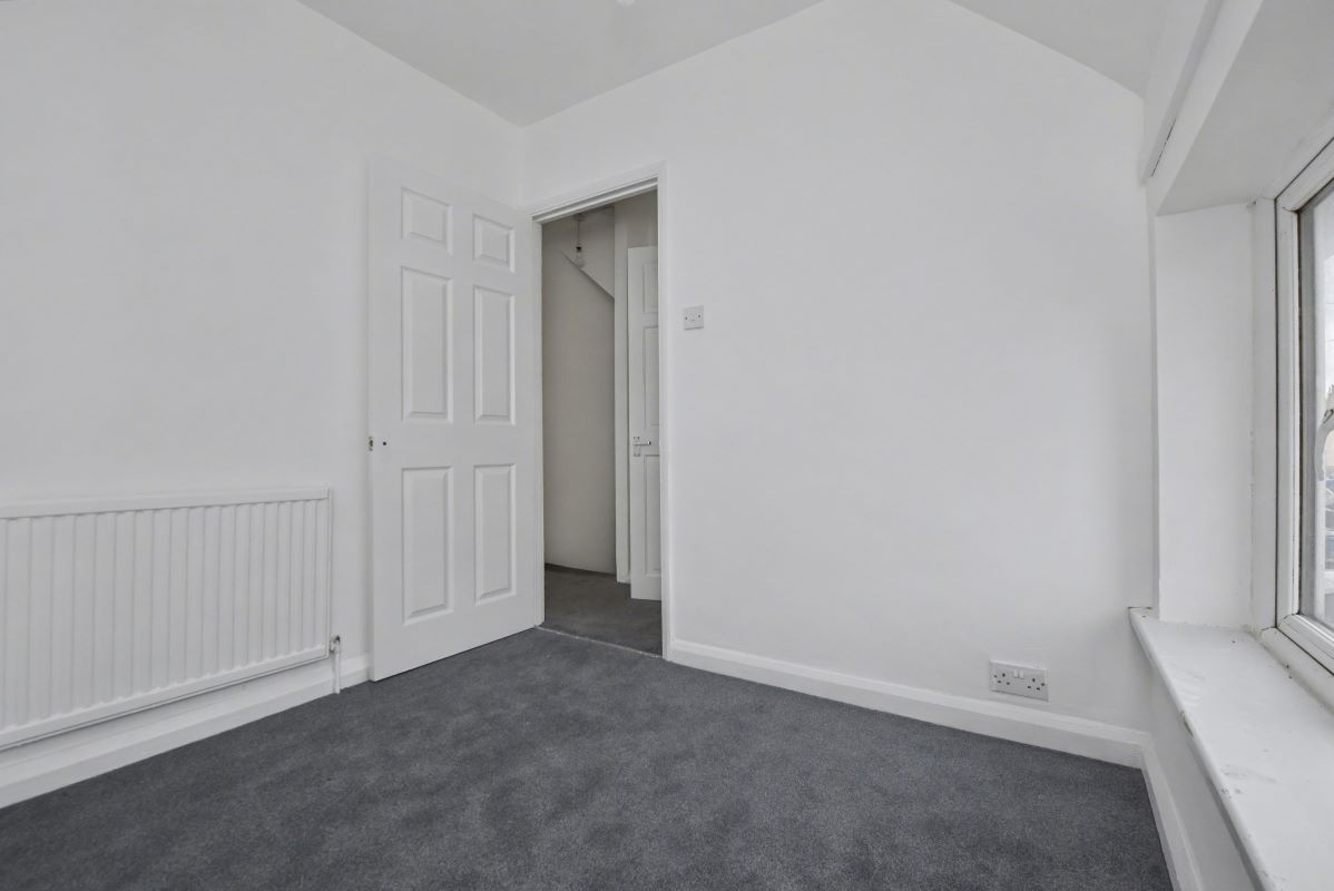 3 Christchurch Road, Tilbury, Essex, RM18 8XP