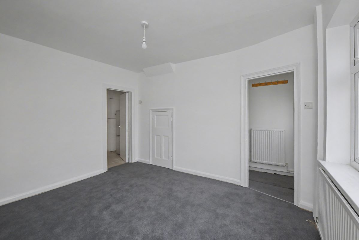 3 Christchurch Road, Tilbury, Essex, RM18 8XP