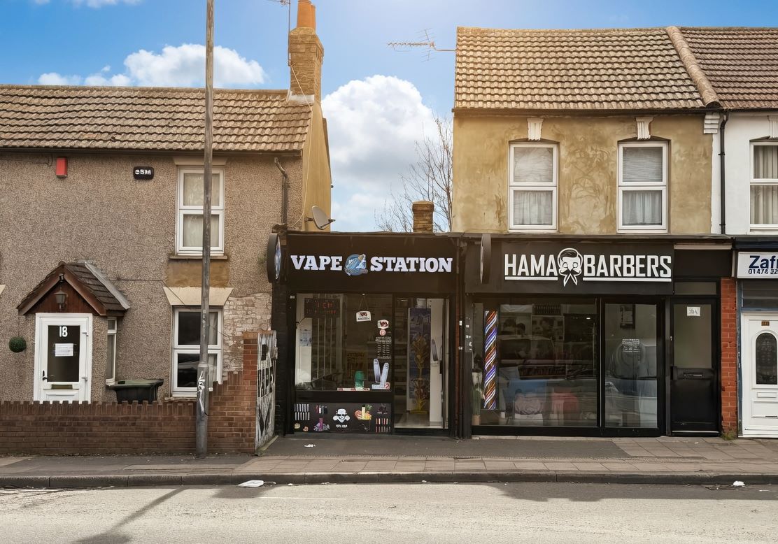 19 East Milton Road, Gravesend, Kent, DA12 2JL