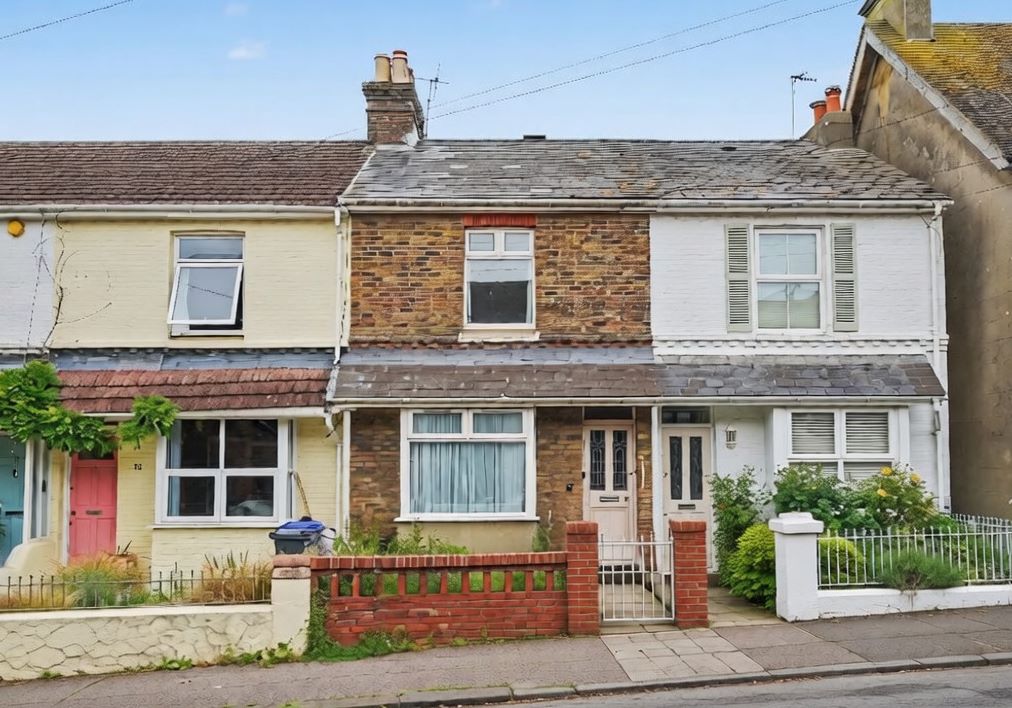 31 Albert Road, Southwick, Brighton, East Sussex, BN42 4GE