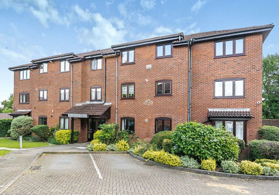 9 Goodwood Close, Stanmore, Middlesex, HA7 4HX