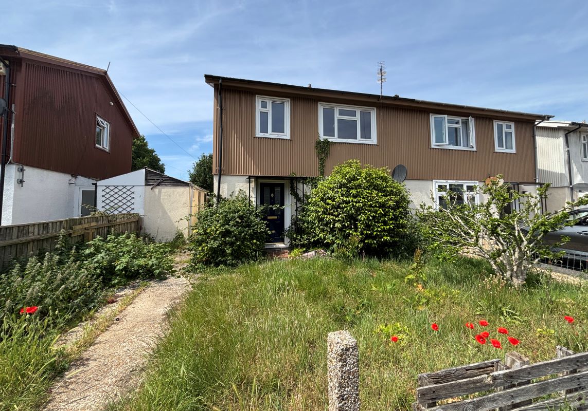 5 Slinn Road, Christchurch, Dorset, BH23 3AN