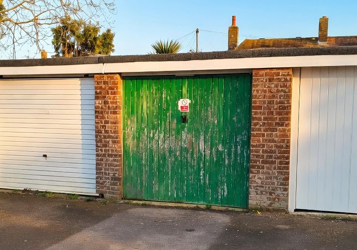 Garage at 25 Elm Tree Close, Selsey, Chichester, West Sussex, PO20 0SQ