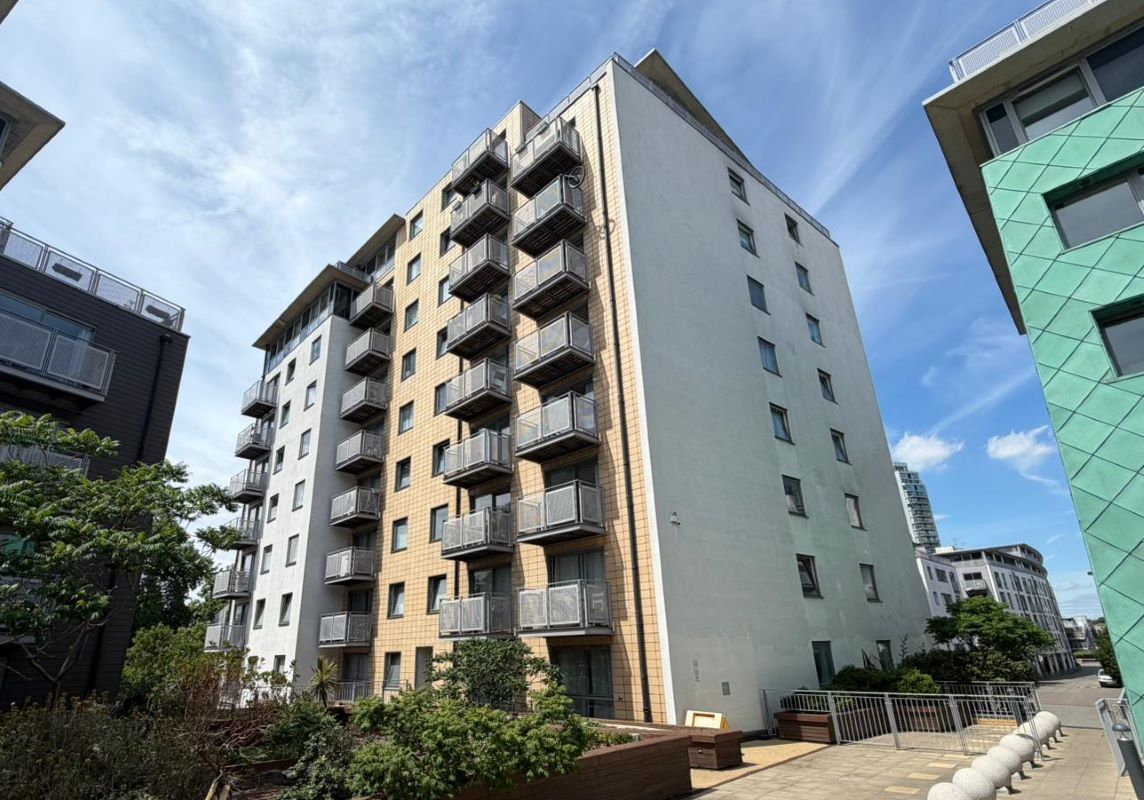 Flat 107 Colorado Building, Deals Gateway, Lewisham, London, SE13 7RD