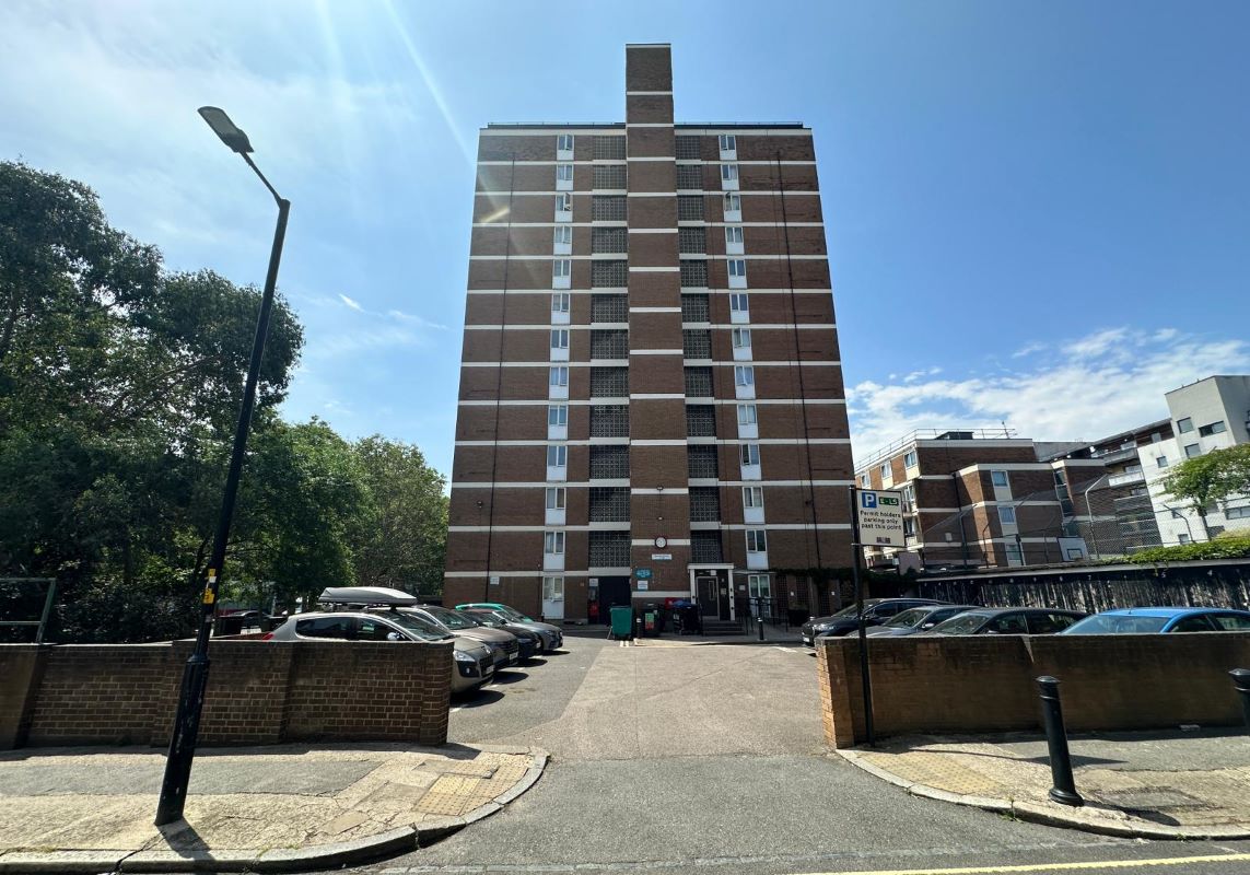 Flat 41 Redman House, Lant Street, Southwark, London, SE1 1JU