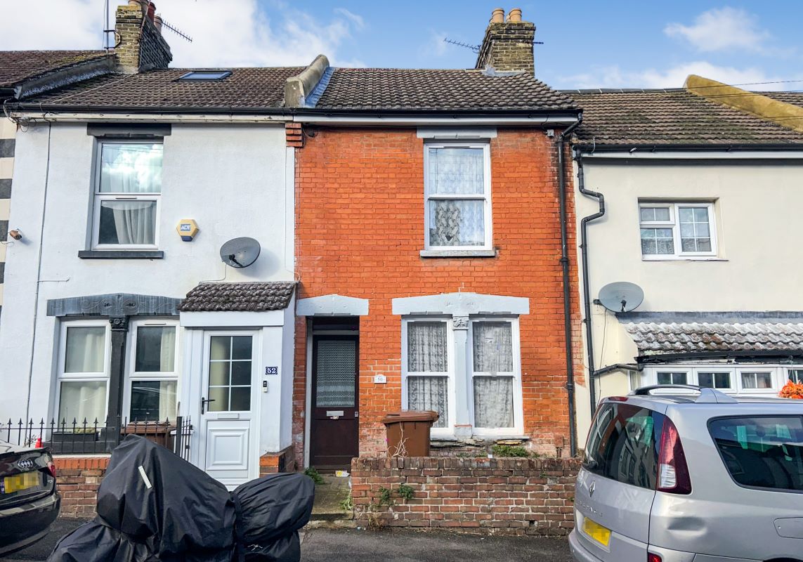 50 Edinburgh Road, Chatham, Kent, ME4 5BZ