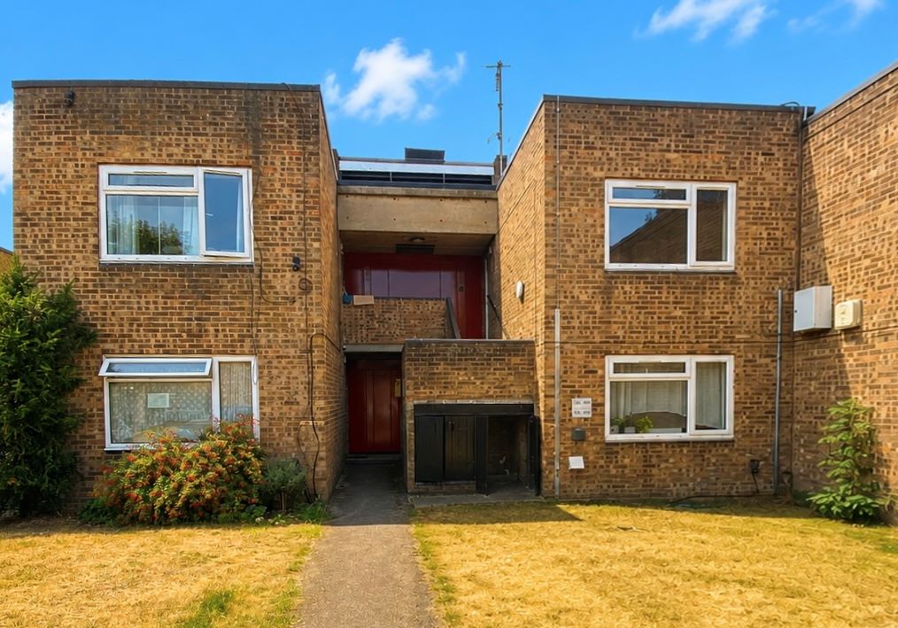 148 Whitley Close, Stanwell, Staines-upon-Thames, Middlesex, TW19 7EY