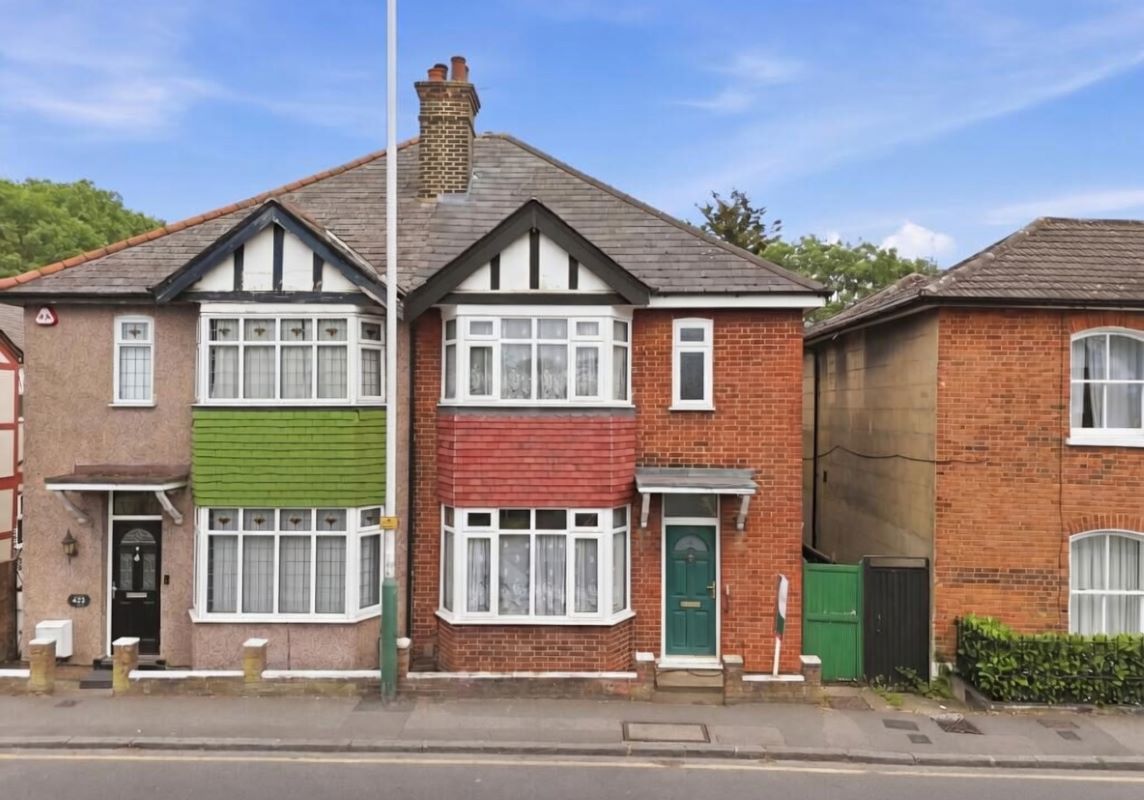 454 Upper Brentwood Road, Romford, Essex, RM2 6JB