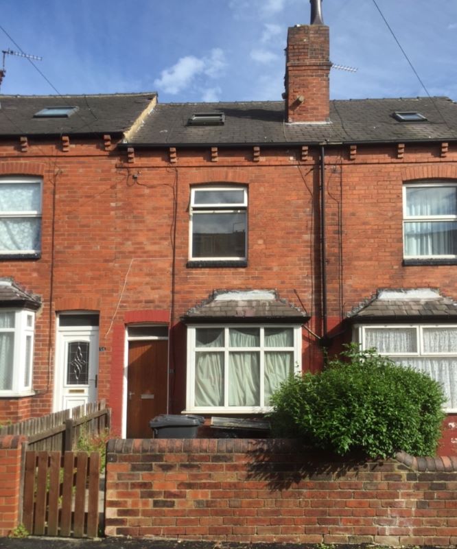 37 Nowell Walk, Harehills, Leeds, West Yorkshire, LS9 6JB