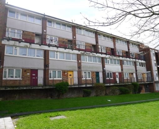 42E Walmer Terrace, Plumstead, London, SE18 7EB