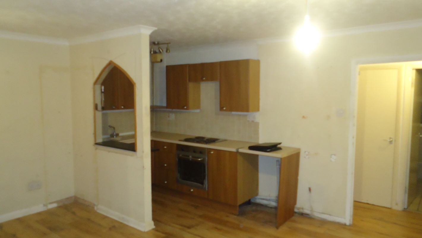 Flat 4, 148 High Town Road, Luton, Bedfordshire, LU2 0DL Robinson And