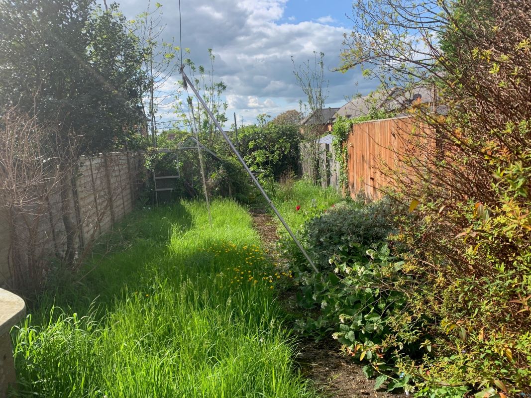 2 Coronation Road, Stony Stratford, Milton Keynes, Buckinghamshire