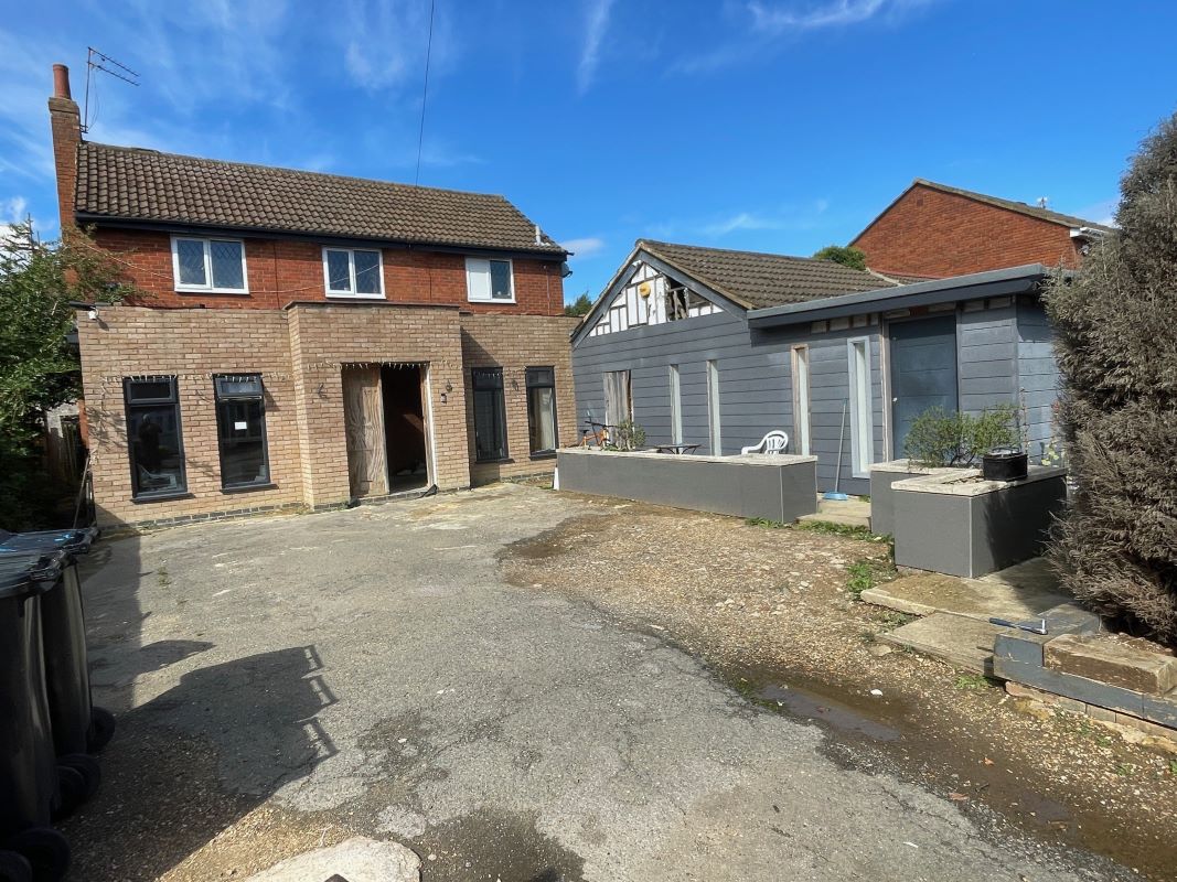 119 Church Green Road, Bletchley, Buckinghamshire, MK3 6DE property image