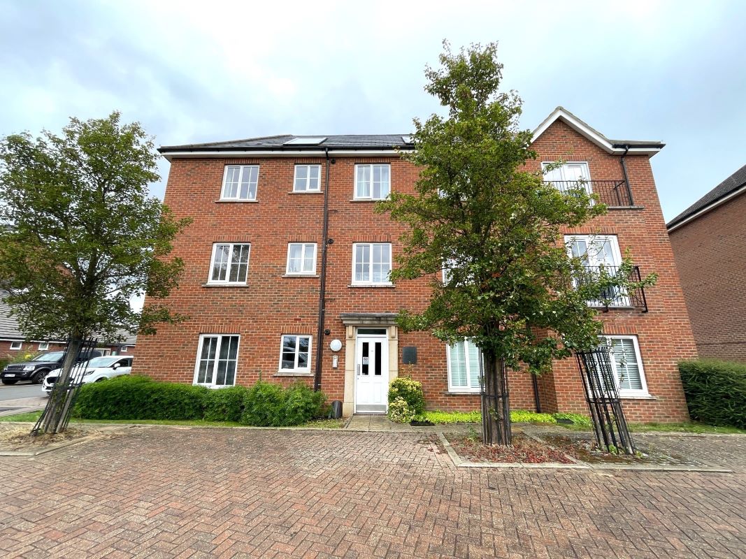 28 Blacksmiths Way, Woburn Sands, Buckinghamshire, MK17 8GN property image