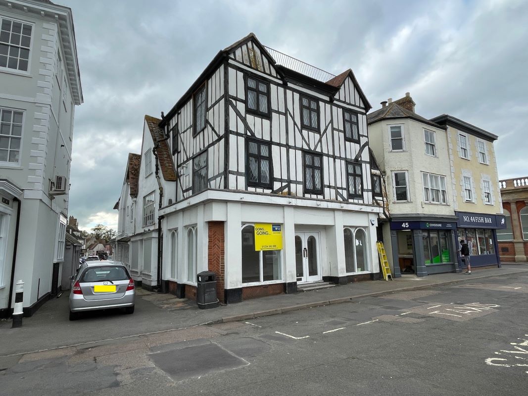 46-47 Market Square, Bicester, Oxfordshire, OX26 6AJ property image
