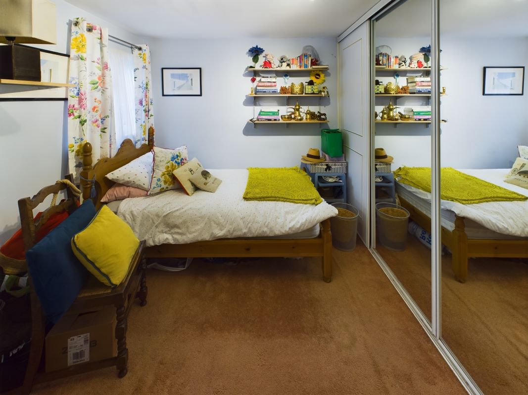 2B The Clock House, Watling Street, Little Brickhill, Buckinghamshire, MK17 9NR